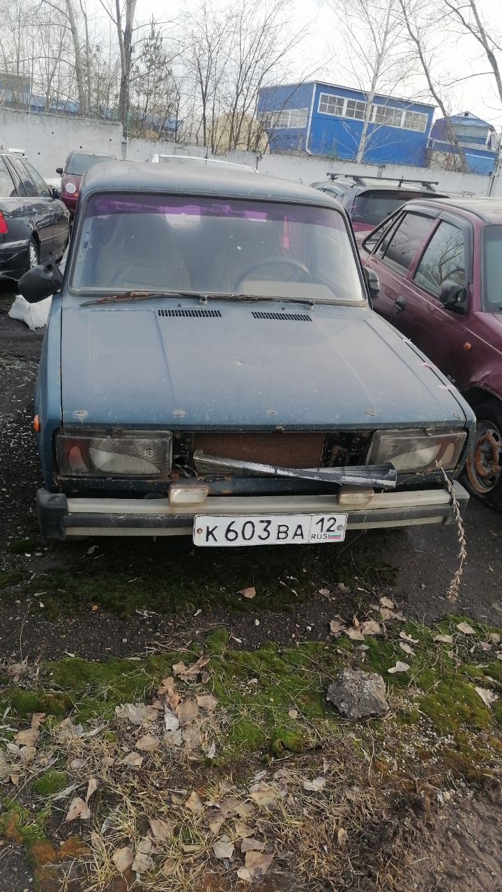 Автомобиль марки ВАЗ 2107 (603)