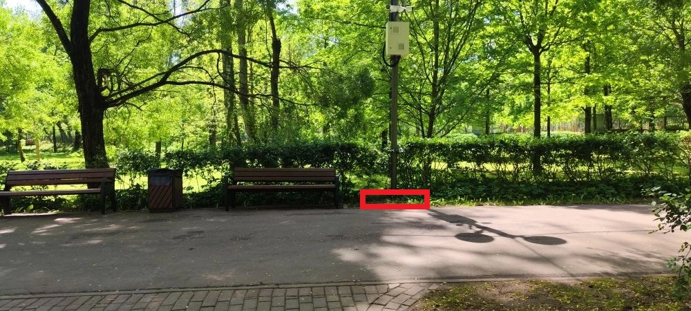 Нестационарный торговый объект "Торговый автомат" по адресу: г. Москва, Угличская, вл. 13, основная территория ГАУК г. Москвы ПКиО "Лианозовский", Лианозовский парк, по дороге от центрального входа, в сторону баскетбольной площадки, с левой стороны (НТО 14), специализация "Зоотовары" площадью 0,7 кв.м