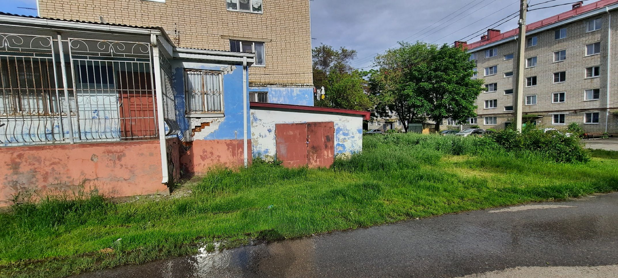 Гараж, назначение: нежилое, площадь: 22,8 кв.м, количество этажей: 1, в том числе подземных: 0, кадастровый номер: 09:02:0000000:14868, РНФИ П12090000851, расположенный по адресу: Карачаево-Черкесская Республика, Прикубанский район, п. Кавказский, ул. Балахонова, д. 1