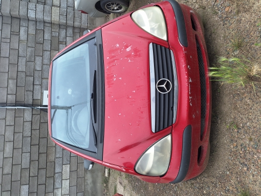 Легковой автомобиль универсал MERCEDES BENZ A160, 2003 г.в., г/н У491ХМ124, VIN WDB1680332J945543, номер кузова WDB1680332J945543, номер двигателя 166960-80684391, цвет красный. Начальная цена продажи 200 000 руб. руб. Задаток 30050 руб.