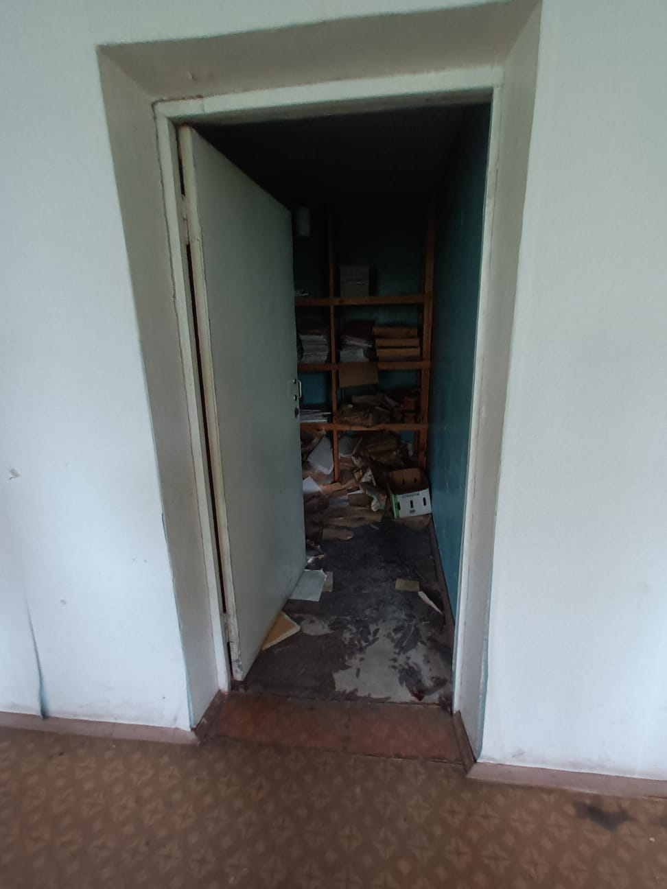 Объект аренды, площадь 77,50 кв. м, номера на поэтажном плане: этаж 3, пом. 14, ком. 102, 106, адрес (местонахождение) объекта: Российская Федерация, Тамбовская область, Ржаксинский муниципальный район, городское поселение Ржаксинский поссовет, р.п. Ржакса, улица Центральный микрорайон, д.3, помещение 14. Вход в объект аренды из общей входной группы