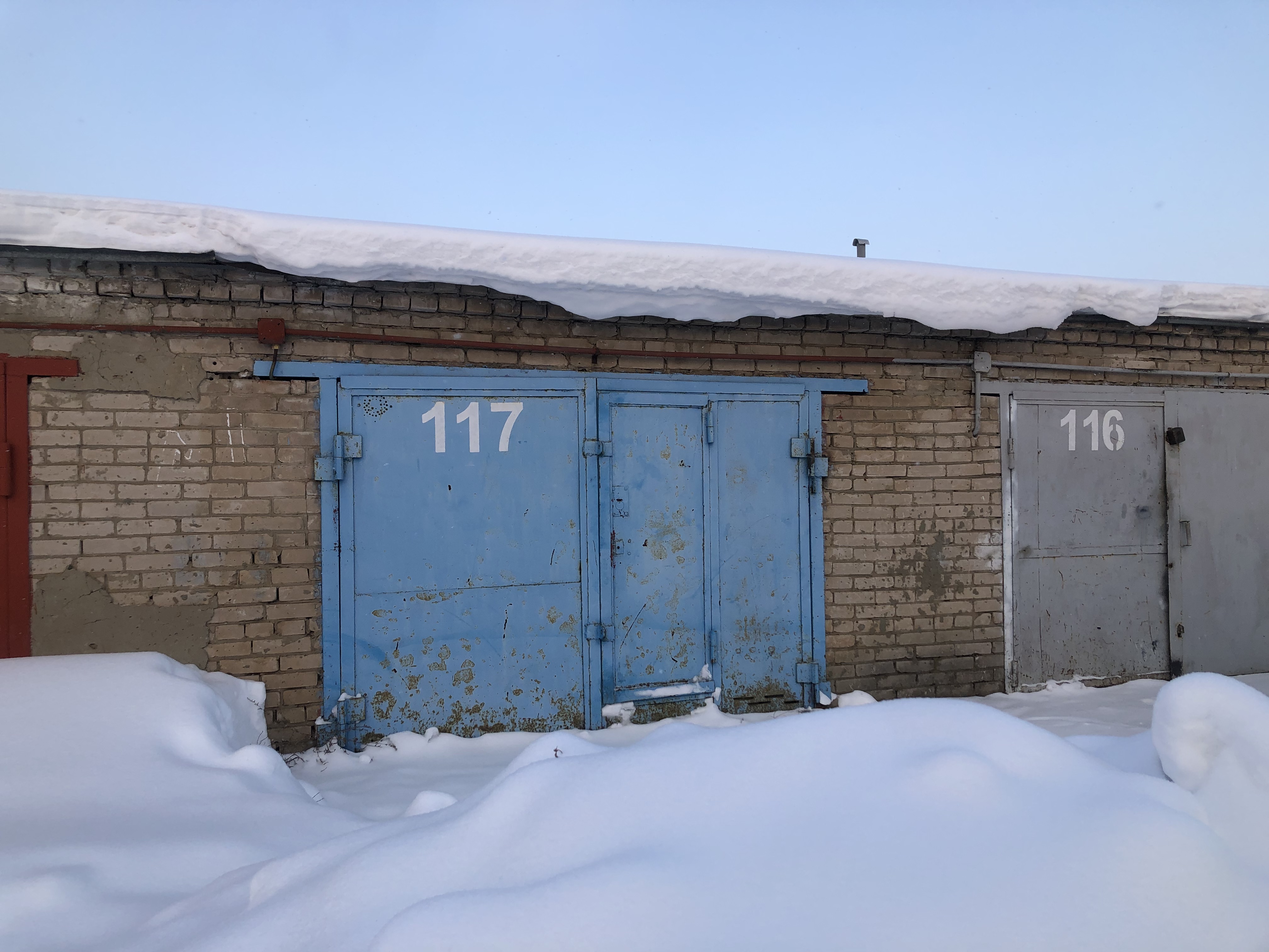 19. Помещение кад.№ 16:52:030603:1027, площадь 21,10 кв.м., адрес: г. Набережные Челны, ГПК "Строитель" № 117. (594, Соловьев Б.Н.). Начальная стоимость 297 700,00 рублей.