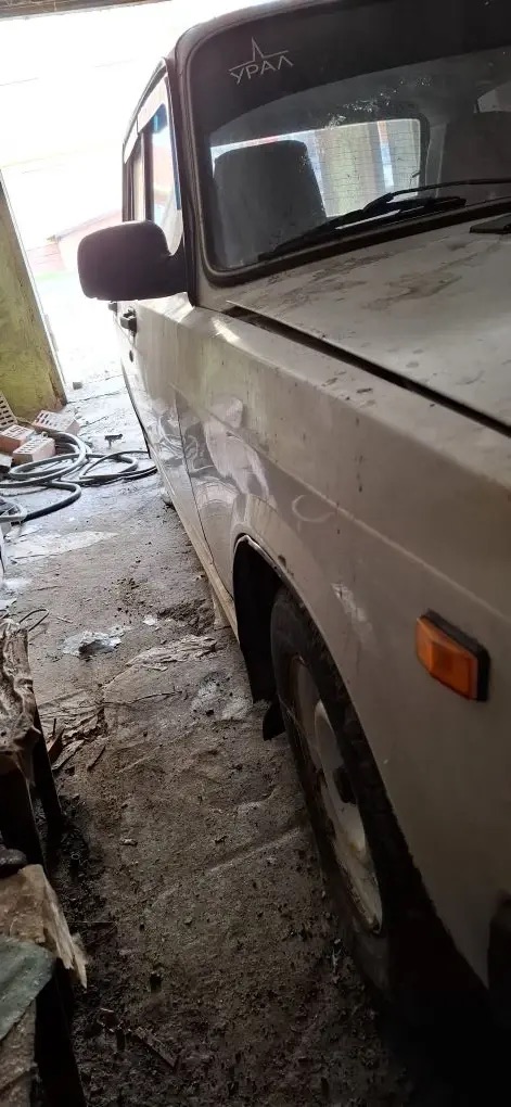 Легковой автомобиль Lada 210740