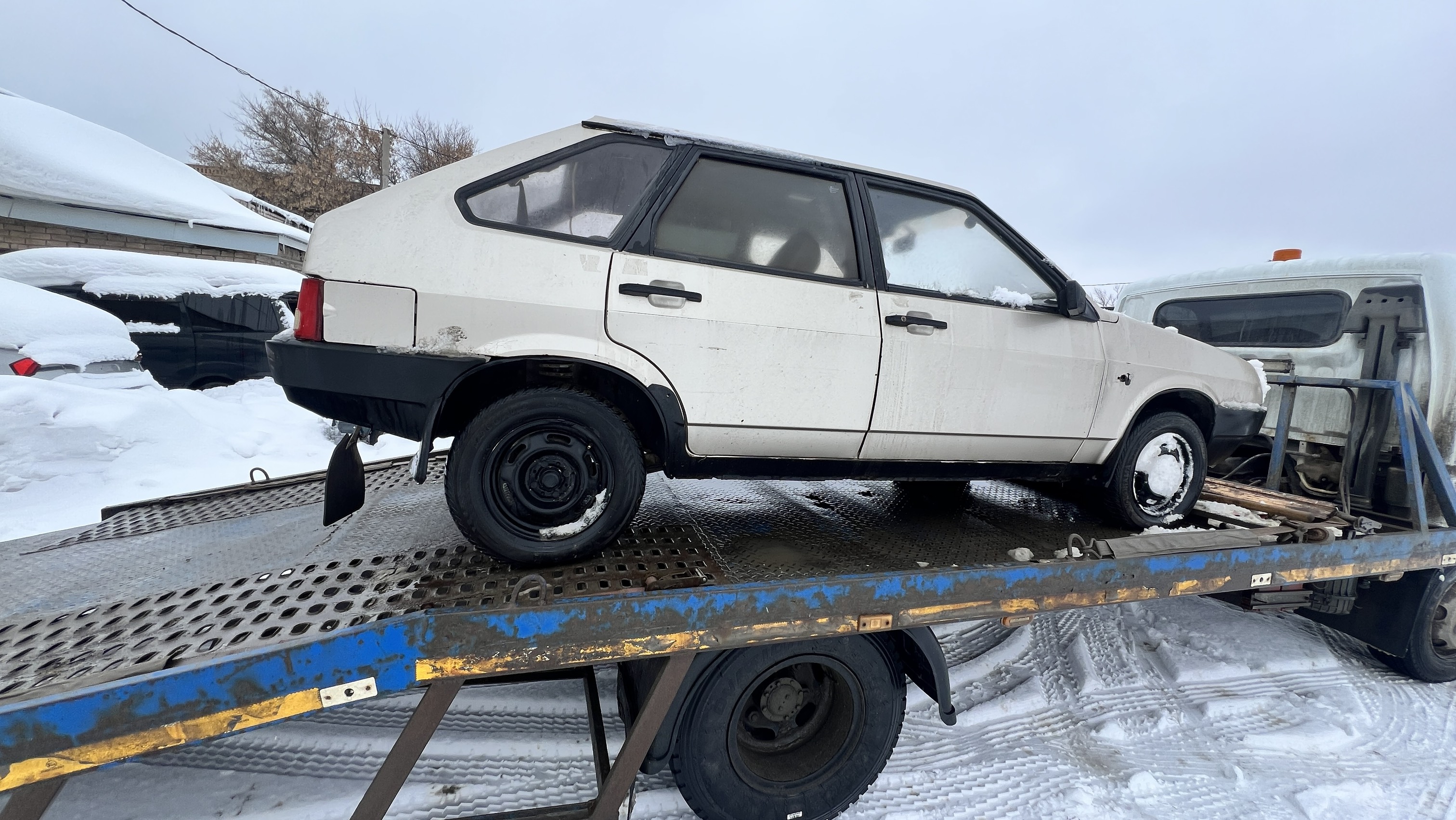 Автомобиль ВАЗ 21093, 1998 г/в, г/н Т 214 АУ 56, цвет "приз", VIN XTA21093W2295554