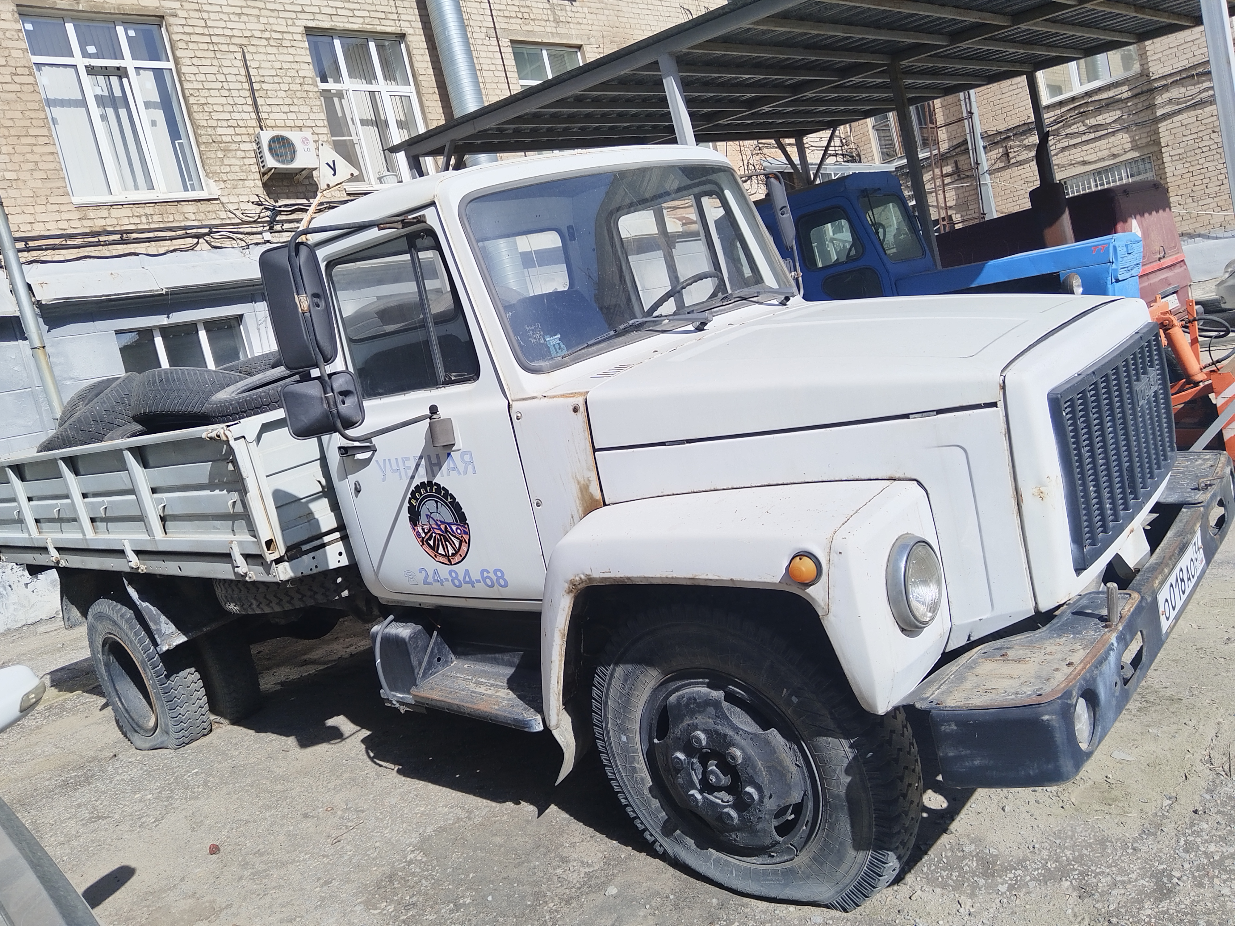 ГАЗ-3307