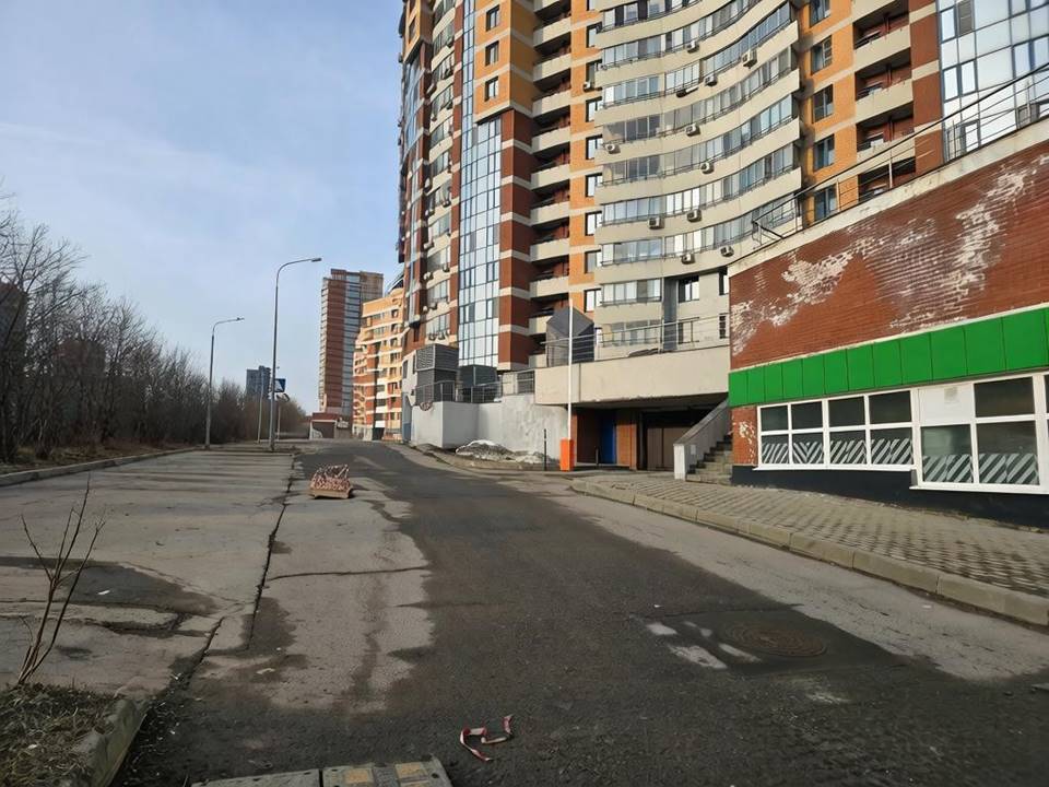 Продажа имущества, находящегося в оперативном управлении ГБУ «Жилищник района Ломоносовский», нежилое помещение по адресу: г.Москва, ул. Архитектора Власова дом 8. Подземный этаж 2, пом. III м/м 141, площадь 21,2. Кадастровый номер 77:06:0003008:4014