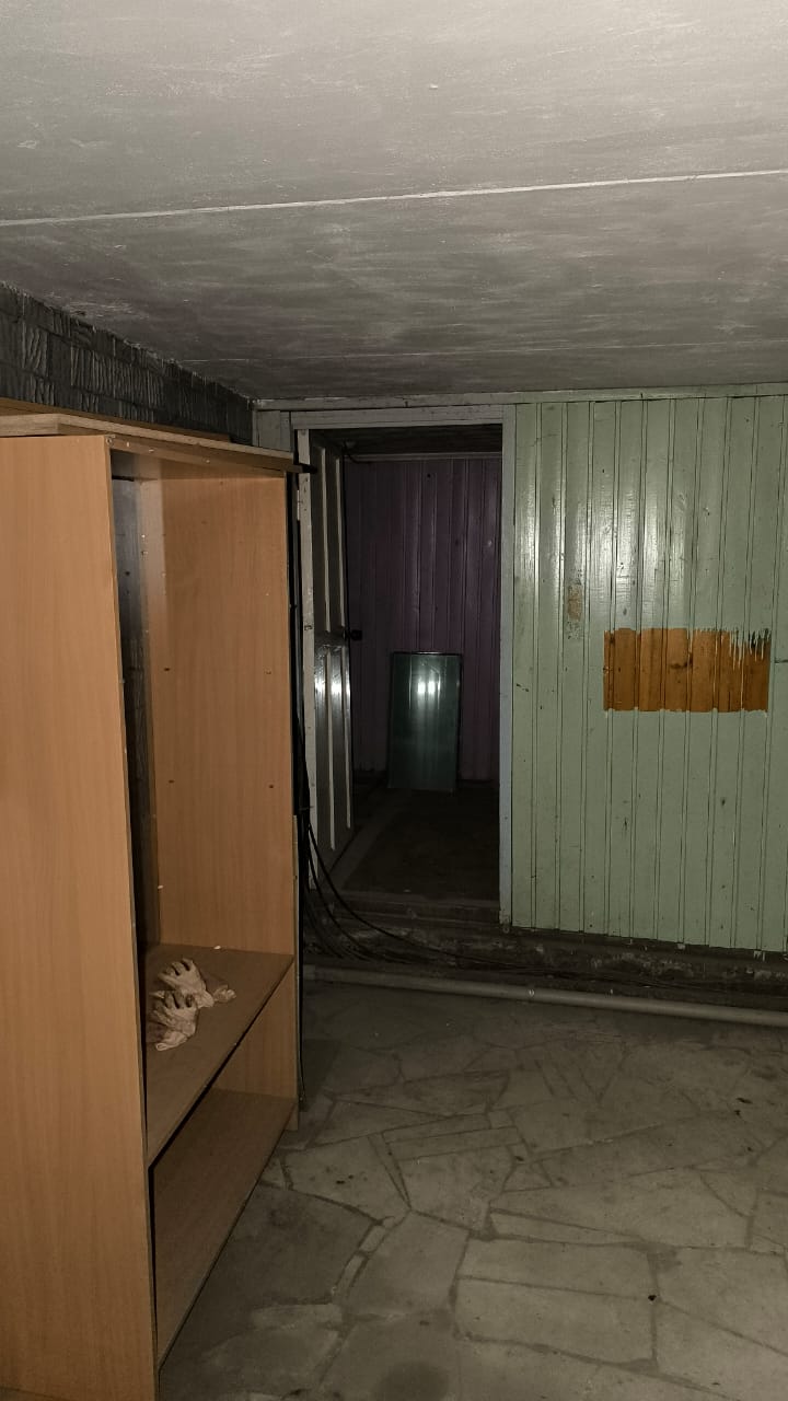 Нежилое помещение с кадастровым номером 10:01:0140168:1662, общей площадью 32,6 кв.м, находящееся в подвале многоквартирного дома, расположенного по адресу: Республика Карелия, г. Петрозаводск, ул. Лыжная, дом 14, помещение 1