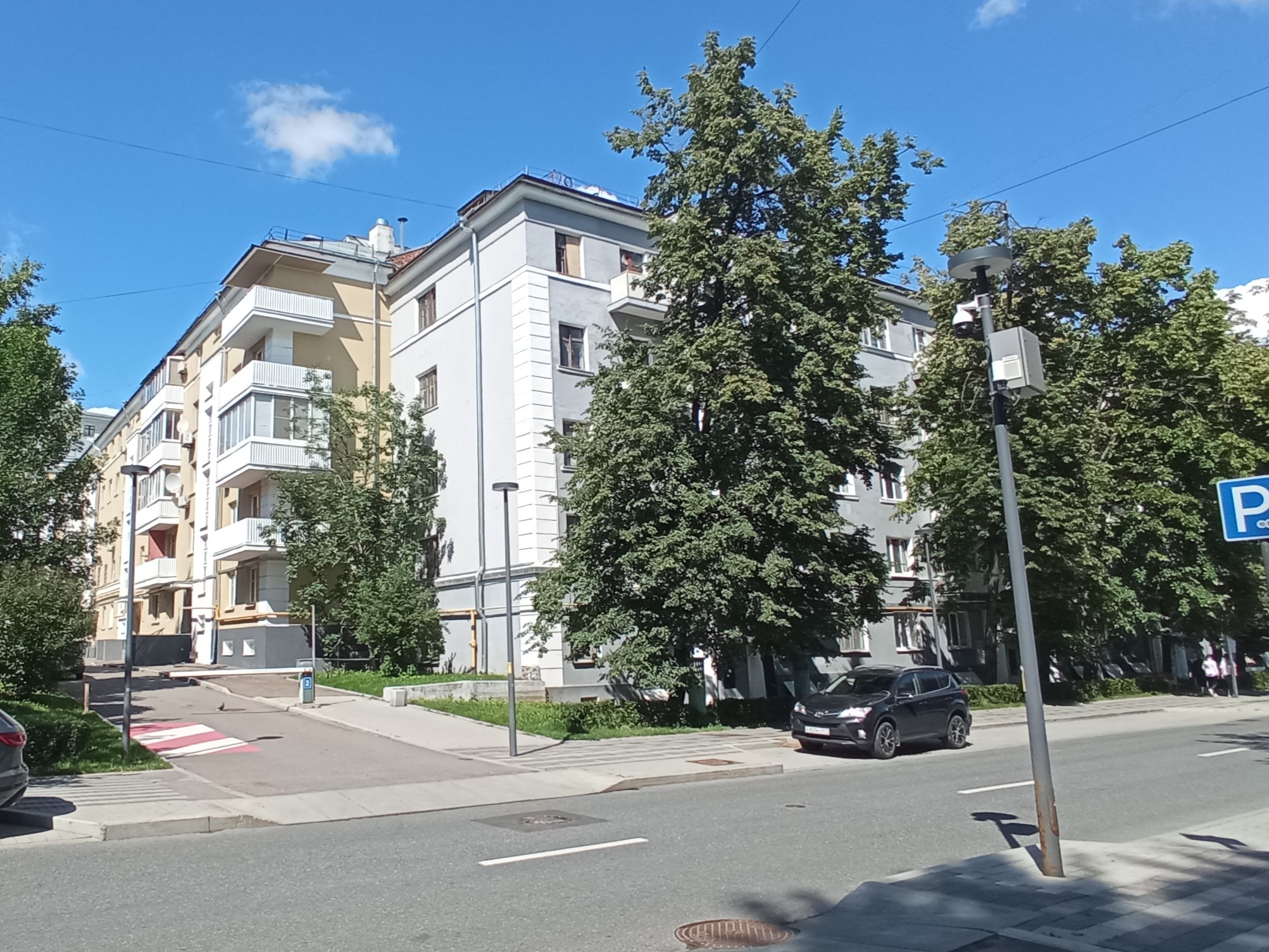 Продажа имущества, находящегося в собственности города Москвы, жилое помещение по адресу: г. Москва, ул. Студенческая, д. 42, кв. 127, общей площадью 56,9 кв. м (этаж № 1), кадастровый номер: 77:07:0007002:6035