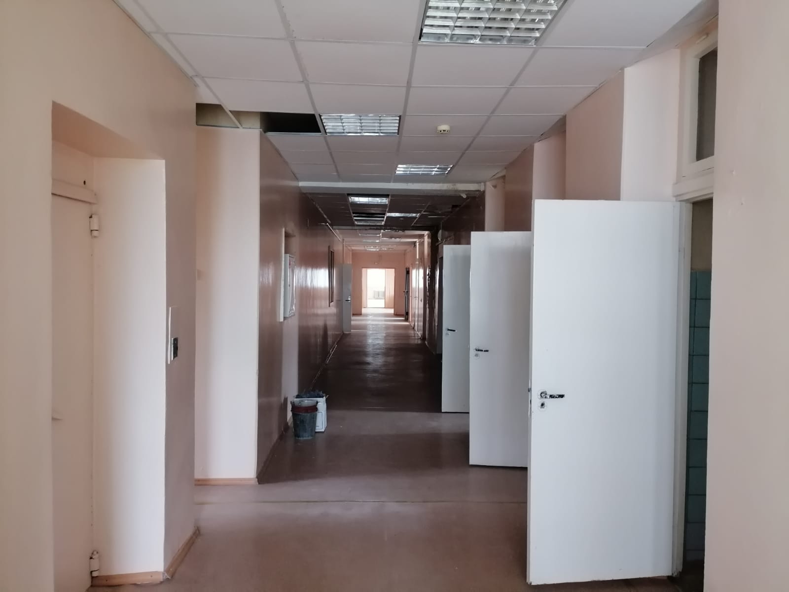 Помещения площадью 464,9 кв. м с кадастровым номером 73:24:021009:8363, назначение: нежилое, этаж № 3, помещения №№ 1-25, 34 по адресу: Ульяновская область, г. Ульяновск, Заволжский район, пр-кт Авиастроителей, д. 17