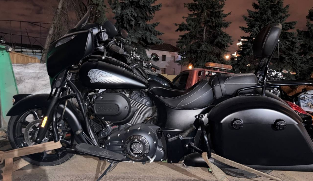 Мотоцикл Indian Chieftain Dark Horse, 2018 года выпуска, цвет: черный, гос. номер отсутствует