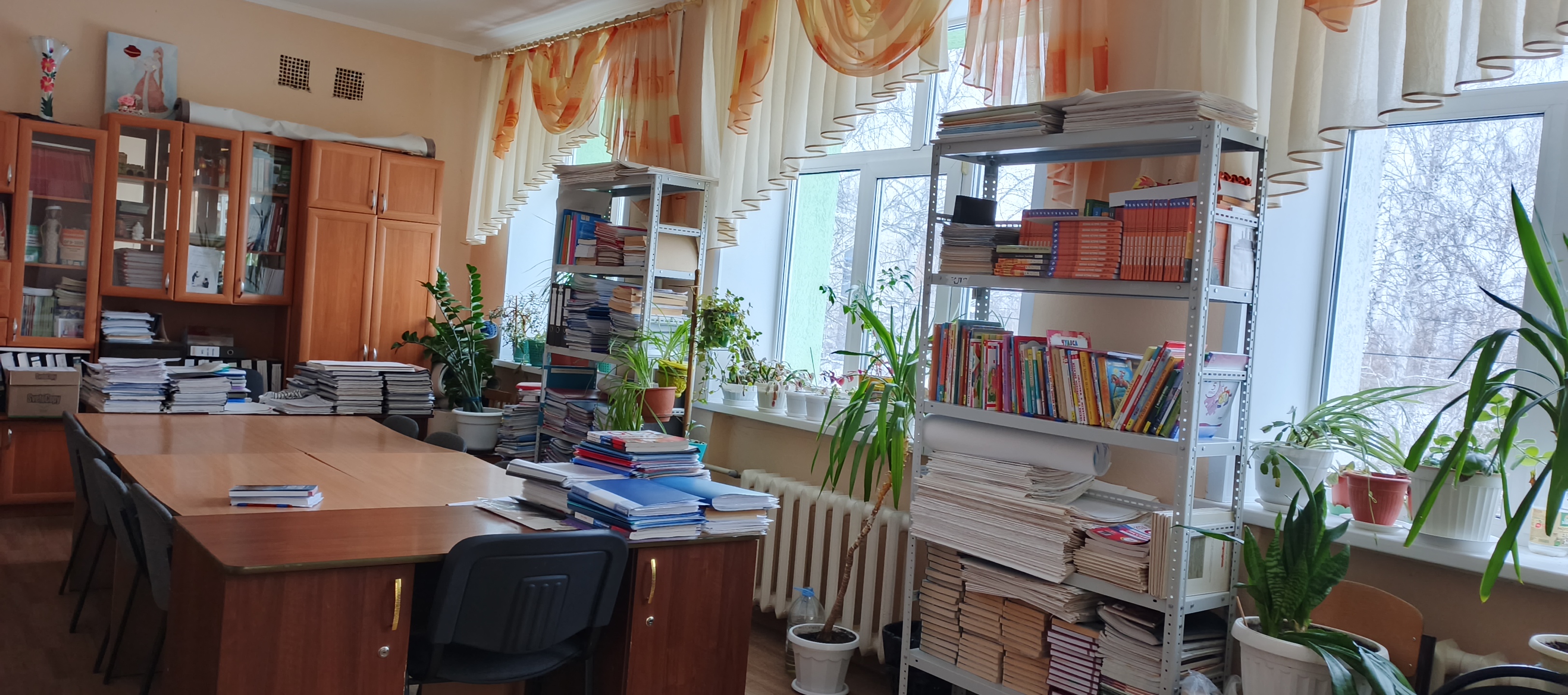 стоимость размера ежегодной почасовой арендной платы за пользование объектом недвижимости общ. пл. 45.6 кв.м. назначение – нежилое