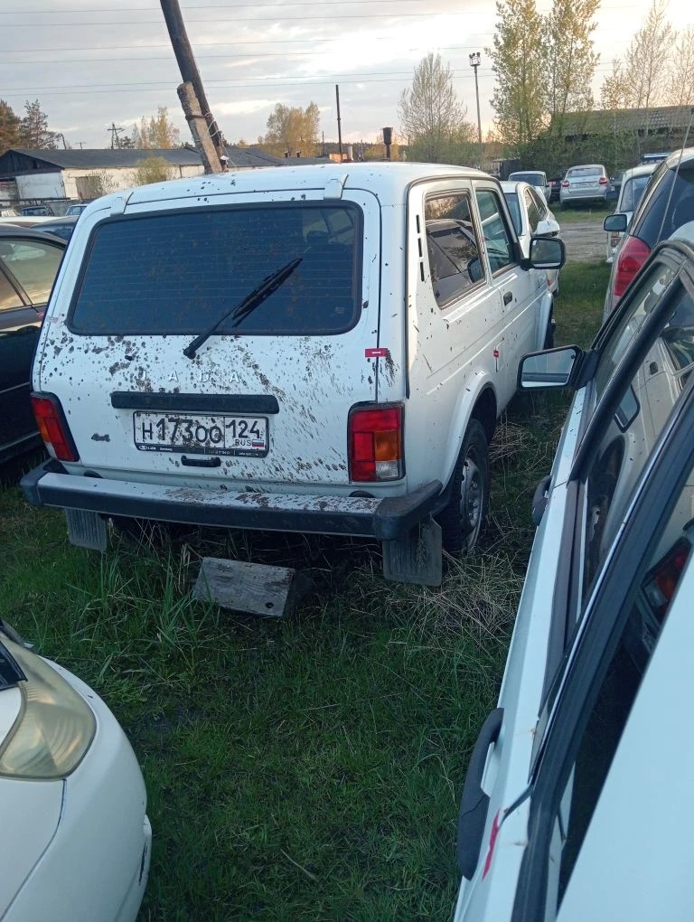 Автомобиль LADA 4х4, г/н Н173ОО124, 2019г.в., VIN XTA212140L2380028, комплектность и состояние не проверялась данное имущество обращено в доход государства, (Документы отсутствуют)Находится г. Минусинск