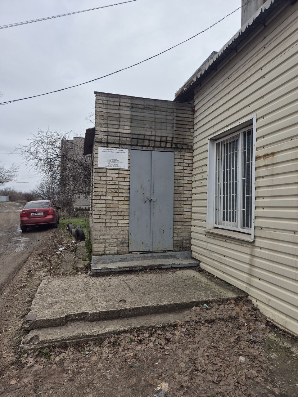 Нежилое помещение общей площадью –50,6 кв. м, расположенное по адресу: Донецкая Народная Республика, г. о. Докучаевск, пгт. Еленовка, микрорайон Новый, 4А (кадастровый номер помещения 93:05:0050102:609)