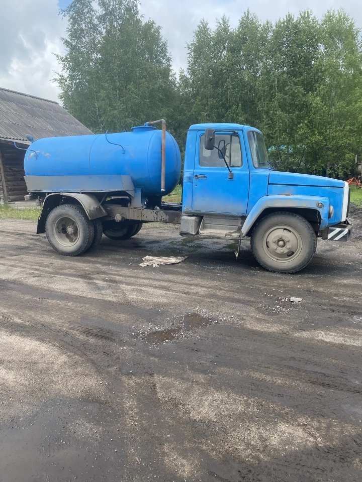 Автомобиль ГАЗ 5312, грузовой (цистерна), VIN ХTH531200K1290835, категория С, модель номер двигателя 5311-М150898, шасси К1290835, цвет кузова синий, мощность двигателя 130 (95,62), № Н 374 НС24, 1989 г.в.