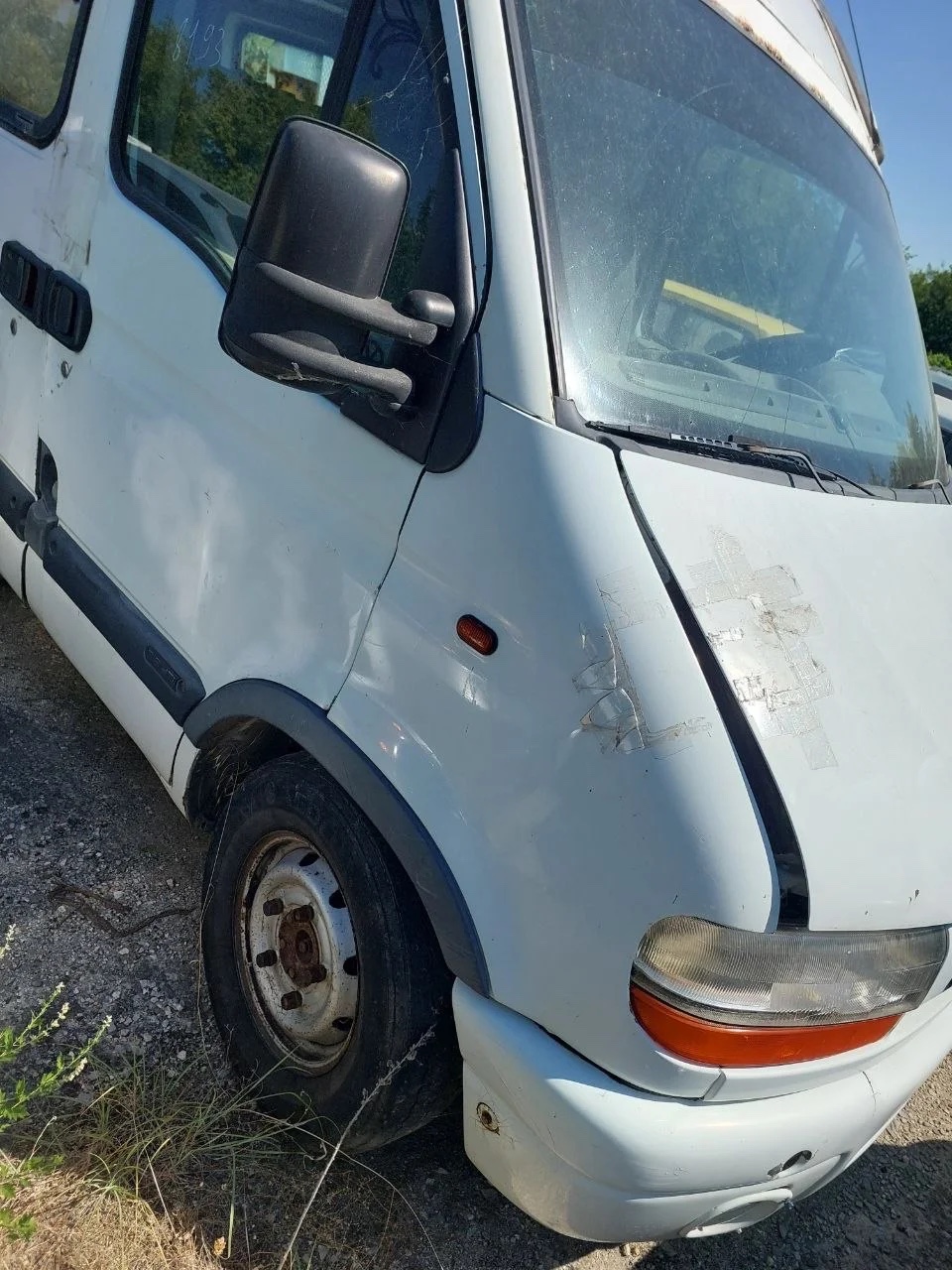 Автомобиль марки RENAULT модель MASTER, 2000 года выпуска, регистрационный номер Польши LUB67773, VIN VF1FDACD522418883, цвет белый.