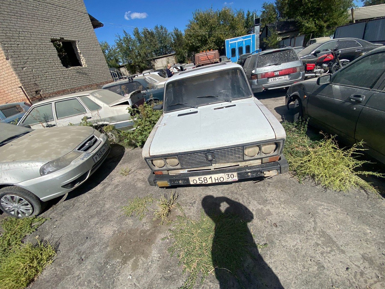 А/м ВАЗ 2106, г/н О581НО30, свидетельство о регистрации ТС 9979 082458, паспорт ТС 82 ОН 632436, VIN X7D21060020079313, 2001 г/в. 1 шт.