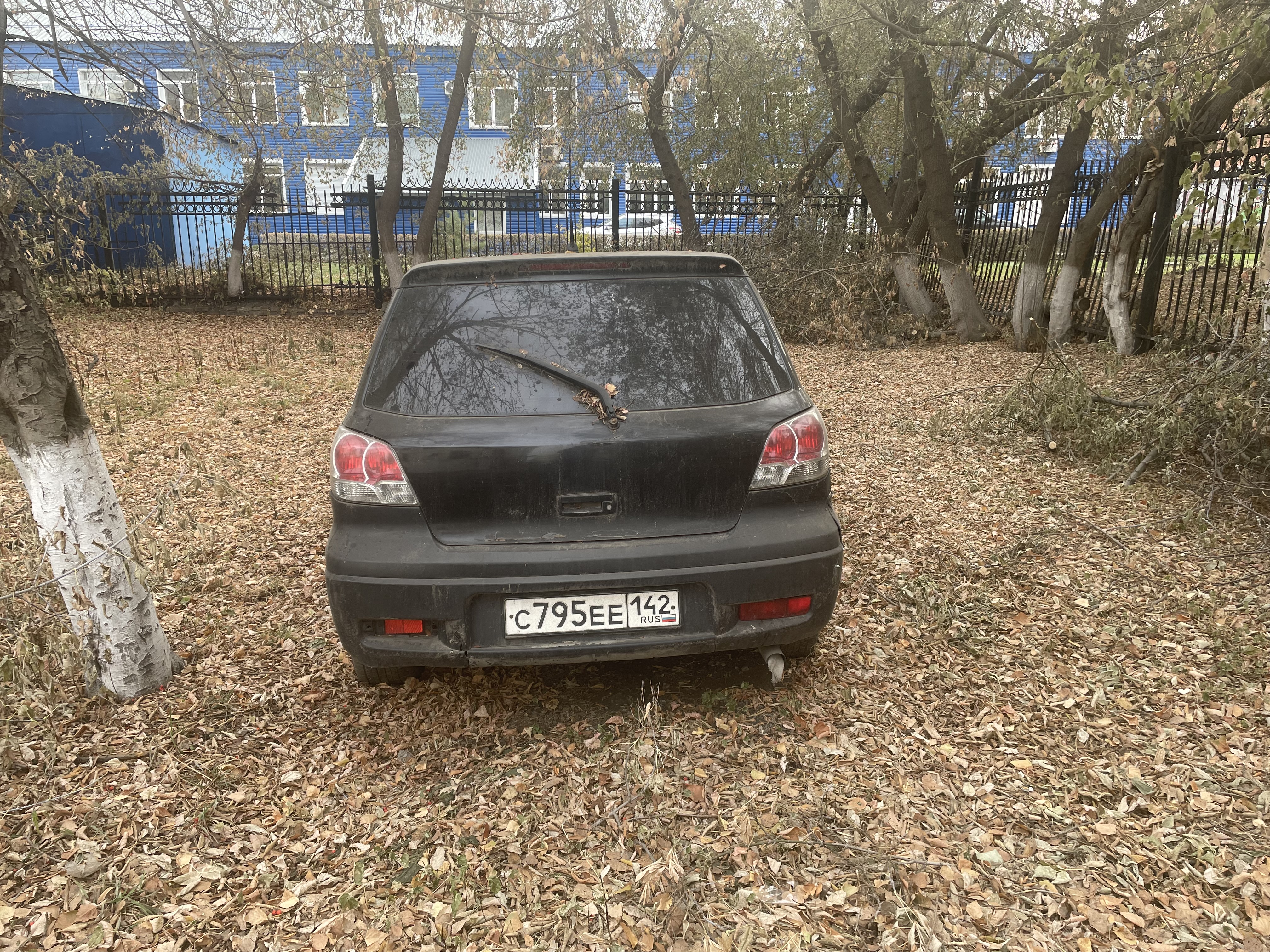 Автомобиль - MITSUBISHI OUTLANDER 2.0 идентификационный номер (VIN) JMBXNCU2W4U003351, марка, модель ТС – MITSUBISHI OUTLANDER 2.0, наименование (тип ТС) – легковой, категория ТС (А, В, С, D, прицеп) – В, год изготовления ТС - 2004