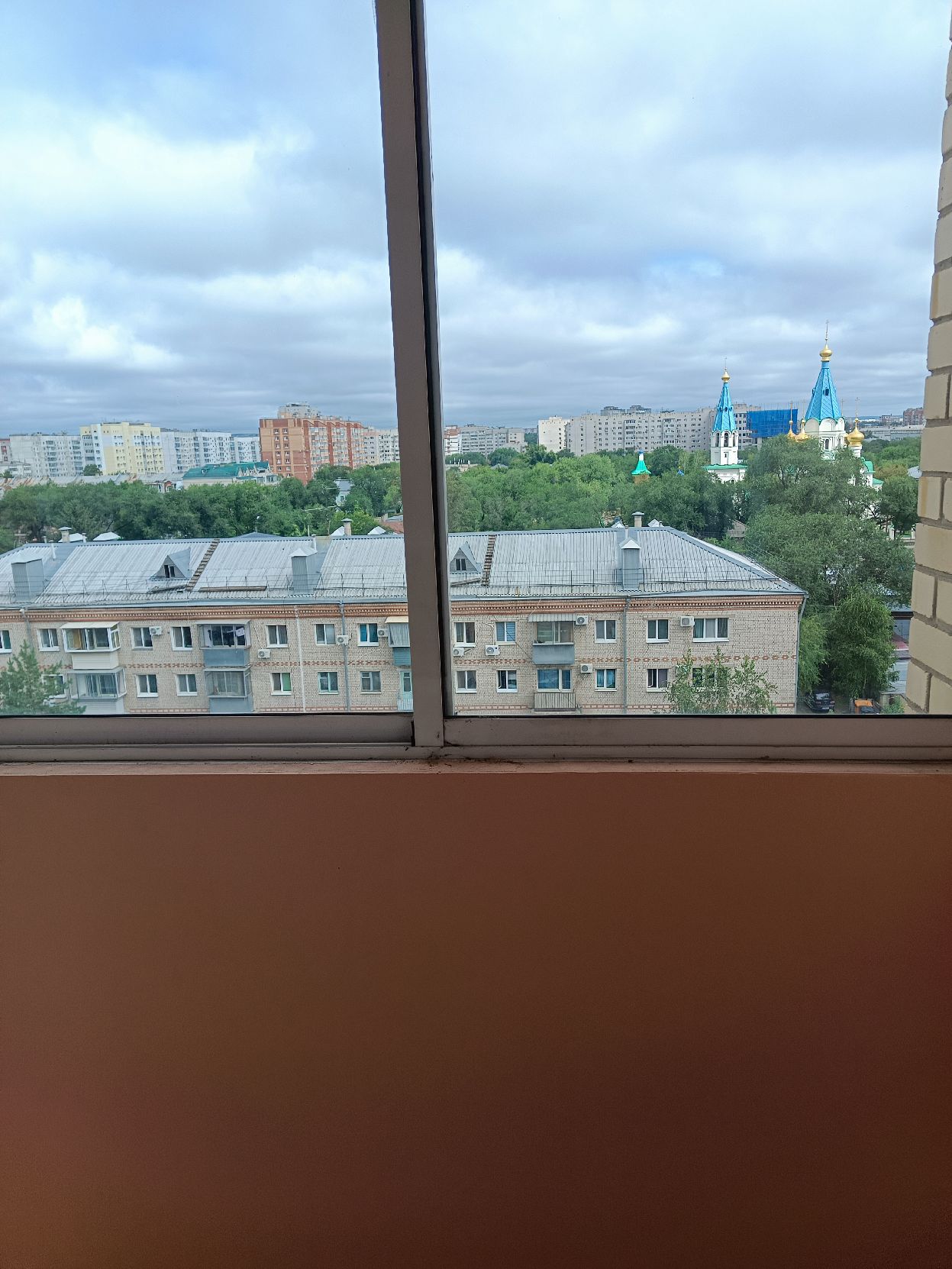 Жилое помещение, общей площадью 65,5 кв.м., кадастровый номер 28:01:000000:2240, реестровый номер П13300008129, адресу:Амурская область, г. Благовещенск, ул. Ленина, д. 150, кв. 95.