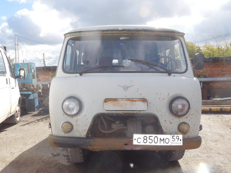 Автомобиль УАЗ-390902