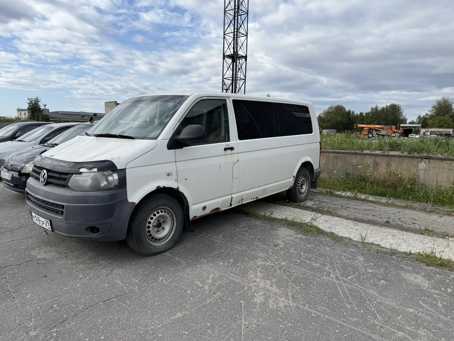 Транспортное средство Volkswagen 7НС Caravelle, 2012 года выпуска, цвет - белый, VIN WV2ZZZ7HZCH102738, государственный номер М149ОР29