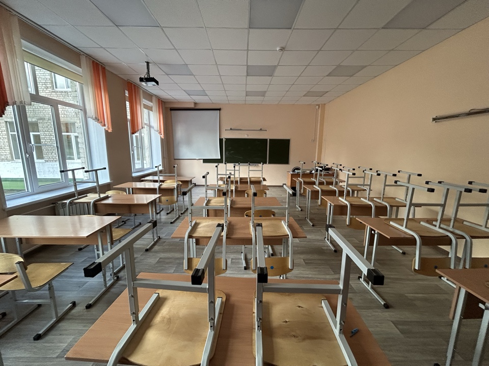 Право заключения договора аренды нежилого помещения, общей площадью                          50,6 кв.м, (позиция 23 на поэтажном плане первого этажа), расположенного в здании по адресу: г. Рязань, ул. Островского, д. 44.