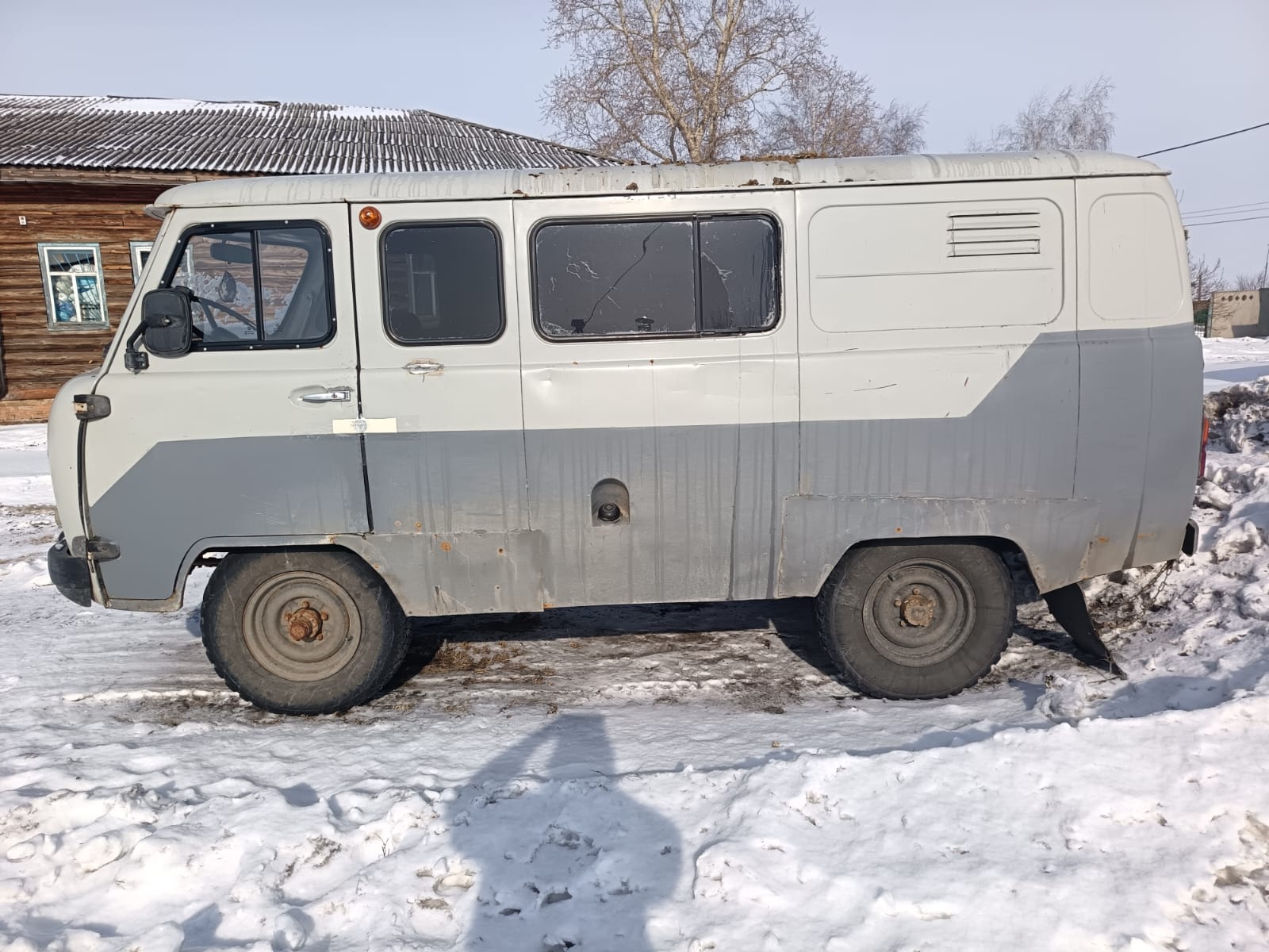 Грузовой фургон УАЗ 390902 6 МЕСТ, (VIN) ХТТ39090260452108, год выпуска 2005.