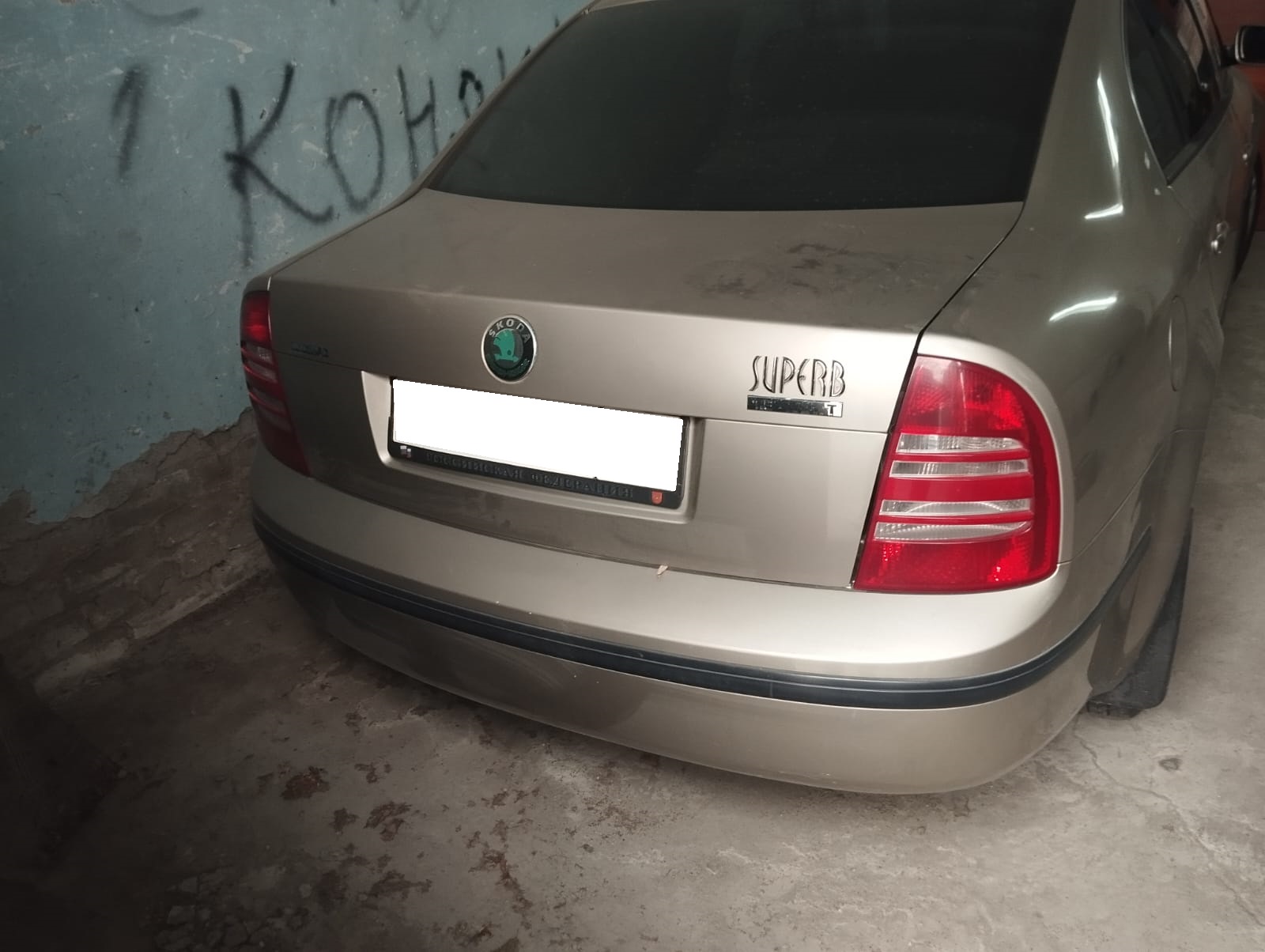 SKODA SUPERB
