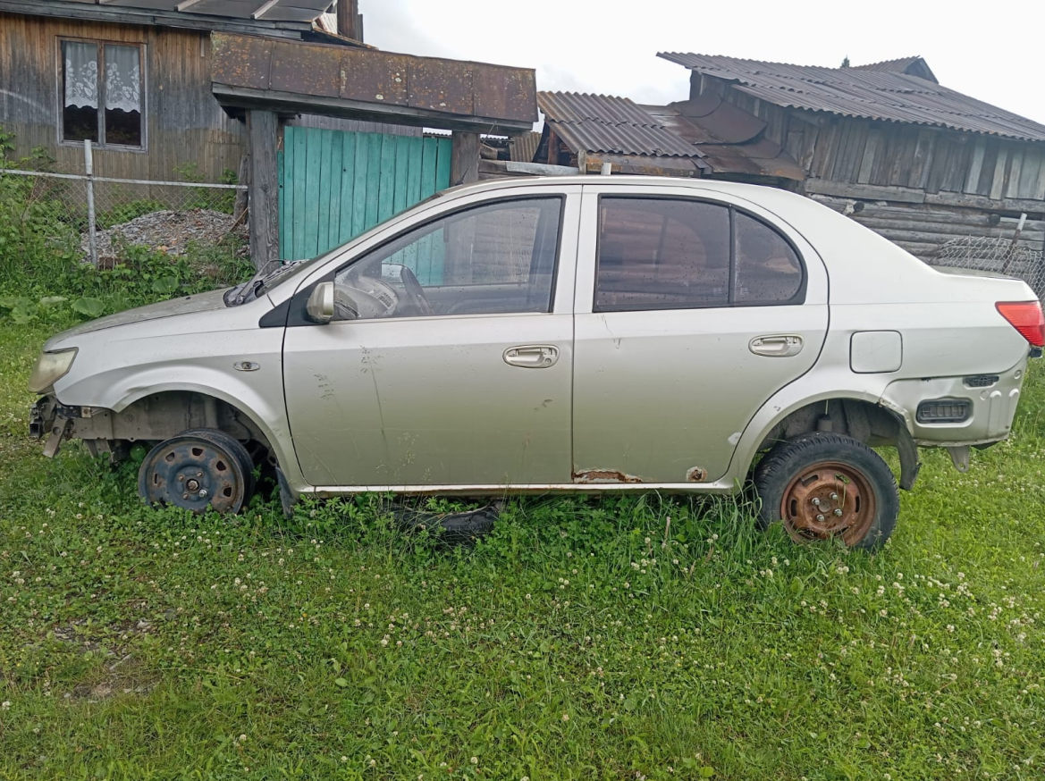 Автомобиль марки FAW CA7 130UE3 (VITA) (ФАВ СА7 130УЕЗ) г/н В521НА702, LFP72ACB885D04139, разукомплетован