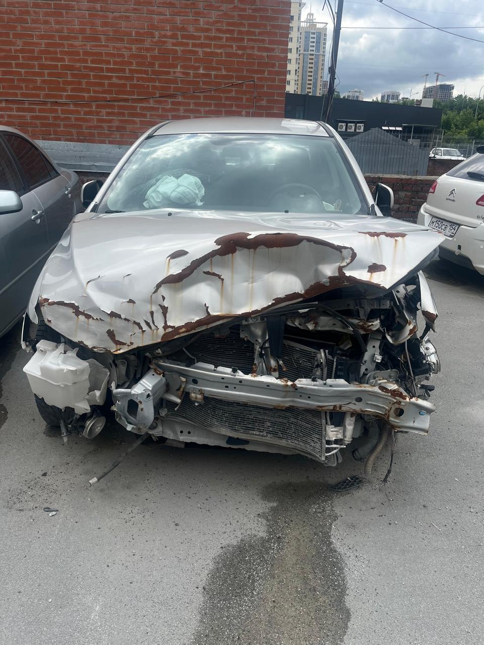 Легковой автомобиль Mitsubishi Lancer, 2012 г.в., г/н Р501ЕА154, VIN: JMBSNCY1ACU002085, цвет серебристый (залог)