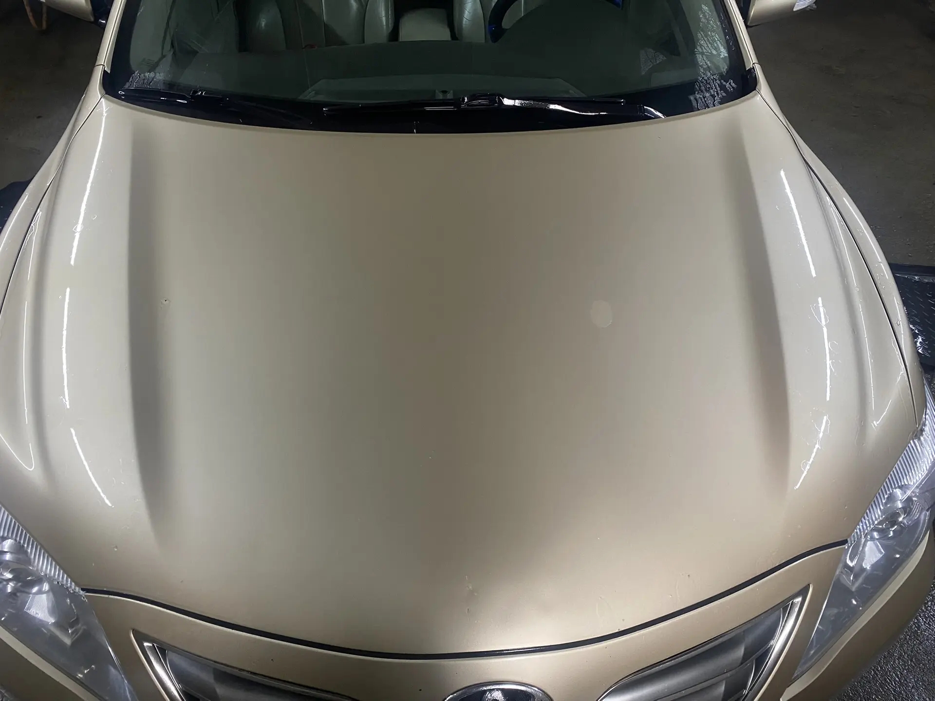 Автомобиль TOYOTA CAMRY