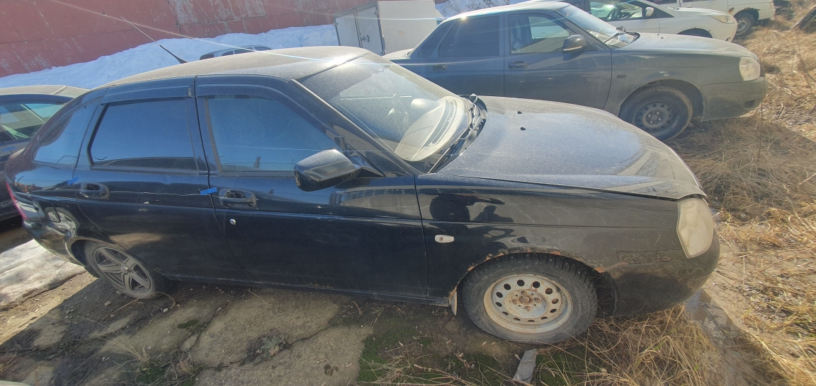 Автомобиль марки Lada 217230 Lada Priora (619)