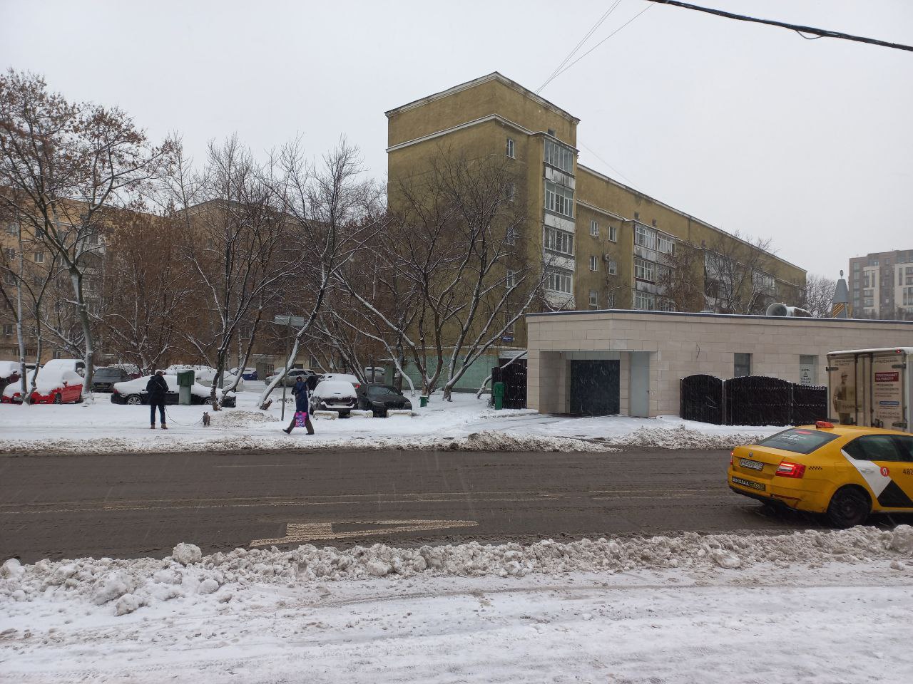 Продажа имущества, находящегося в собственности города Москвы, нежилое помещение по адресу: г. Москва, ул. Малая Тульская, д. 2/1, корп. 4 общей площадью 326,7 кв.м подвал №0, этаж №1 кадастровый номер: 77:05:0001012:8351