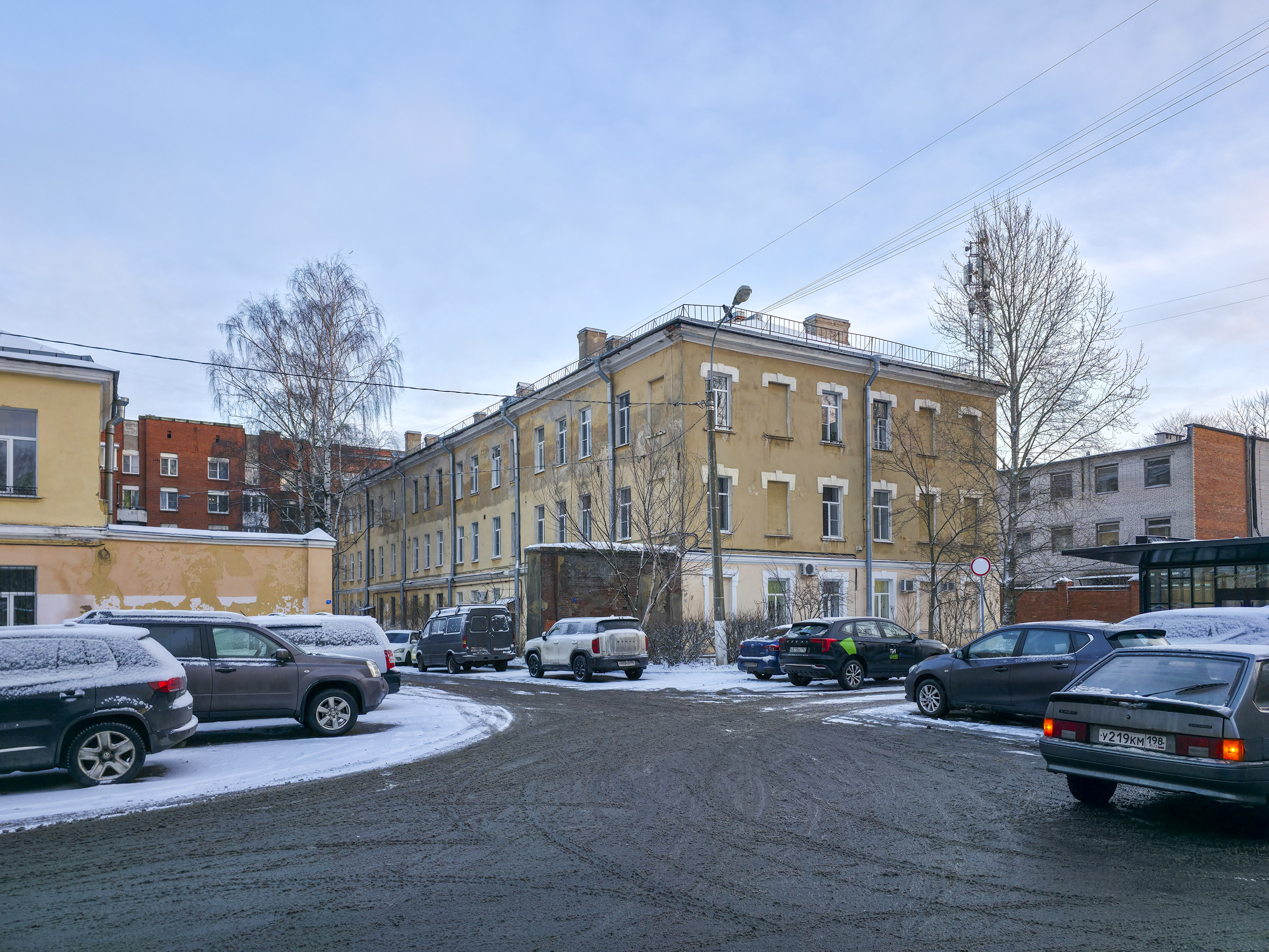 Объект нежилого фонда - нежилое помещение по адресу: Санкт-Петербург, город Кронштадт, Петровская улица, дом 8, корпус 2, литера А, помещение 2-Н