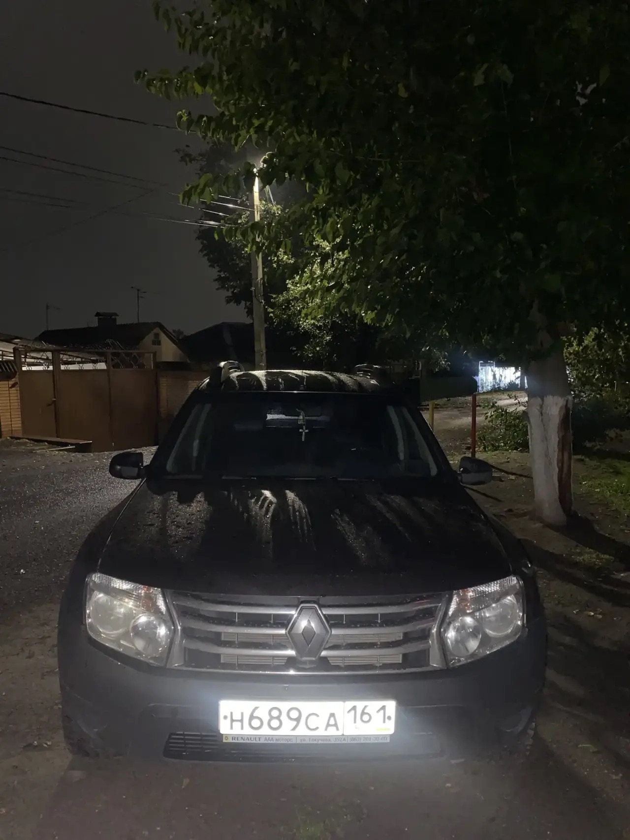 Легковой автомобиль Renault Duster, 2014 г.в., г/н Н689СА161, VIN X7LHSRH8551501434, темно-коричневого цвета, имеются вмятины на передней левой, задней левой дверях, на переднем правом крыле, царапины переднего бампера, разбита задняя левая фара (габарит), по всему кузову ржавчина, следы коррозии, должник Рукшис К.А., (Поручение ТУ Росимущества в РО от 21.04.2026 № 61-495-У). Адрес (местоположение): Ростовская область, г. Гуково, ул. Орджоникидзе, д. 33.
