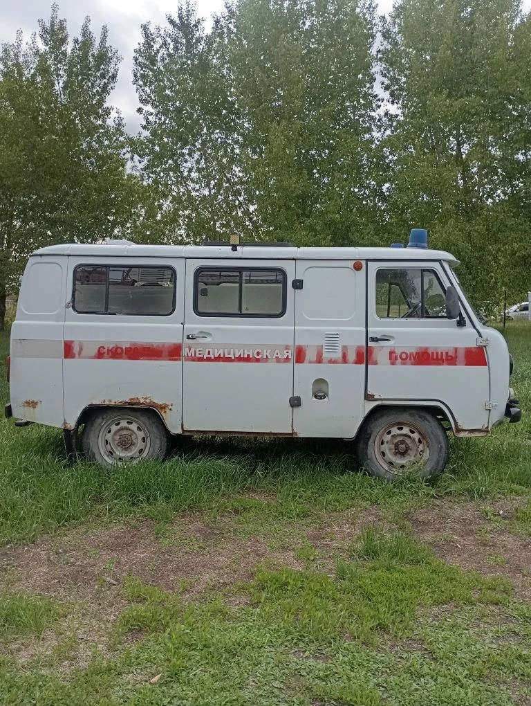 Автомобиль УАЗ-39623