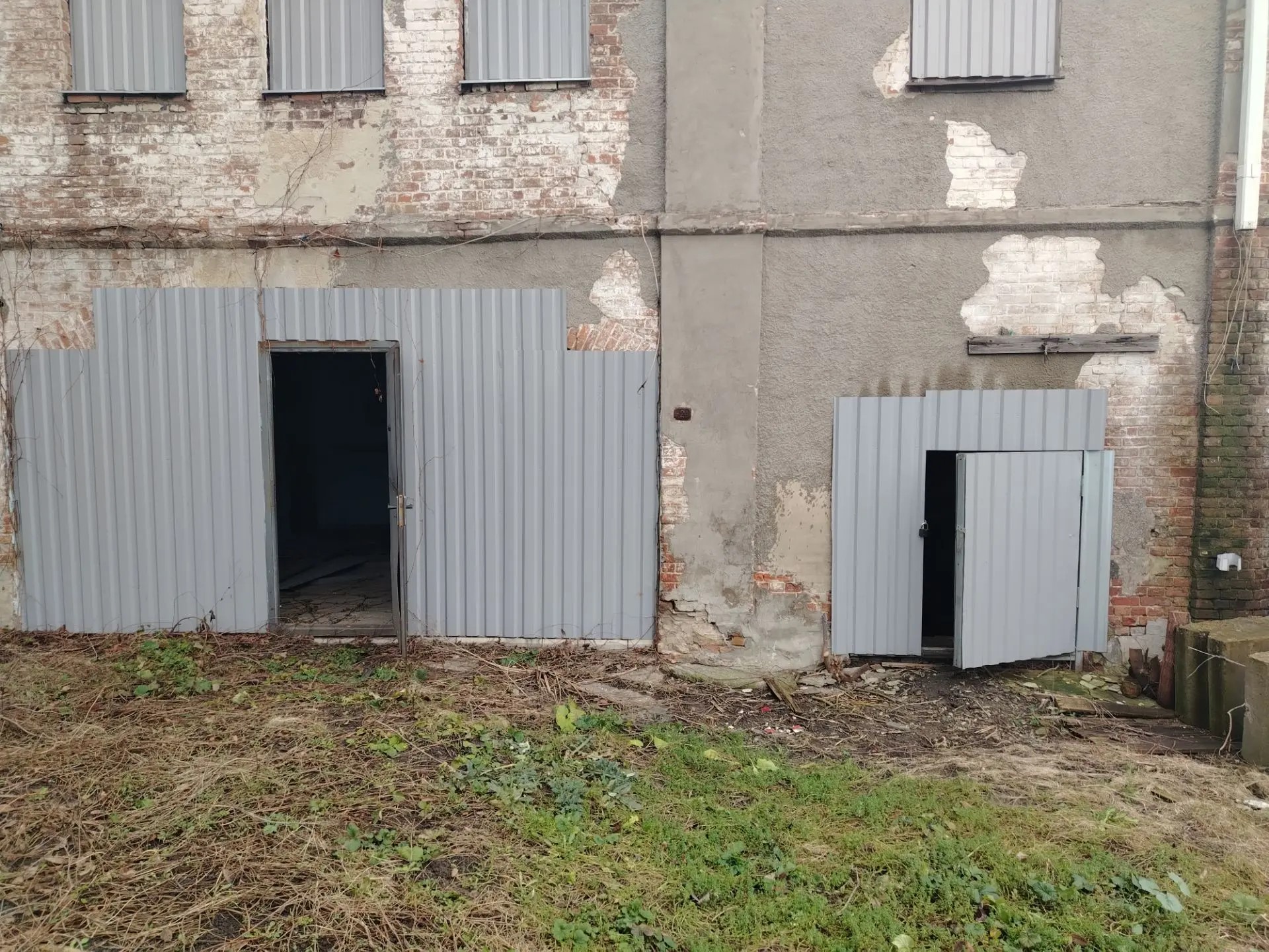 Объект культурного наследия - нежилое здание общей площадью 262,9 кв.м. кадастровый номер 31:06:0132001:143, расположенное, по адресу: г. Старый Оскол, ул. Ленина, д. 62.