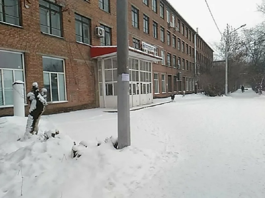 заключение договора аренды нежилого помещения, расположенного по адресу: Красноярский край, г. Красноярск, ул. Семафорная, д. 433/1, в целях оказания печатных, копировальных и полиграфических услуг