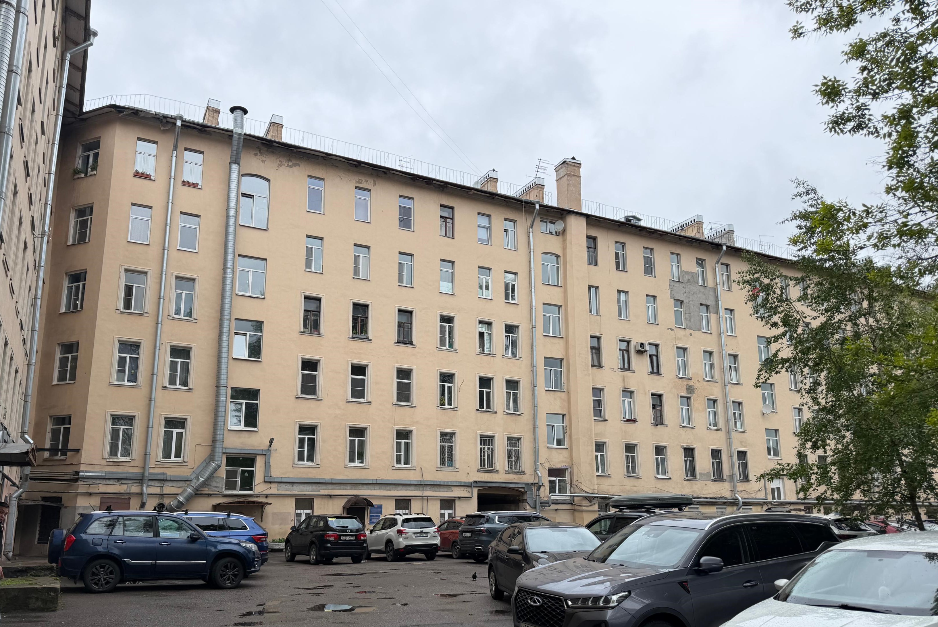 Нежилое помещение, находящееся в государственной собственности Санкт-Петербурга, расположенное по адресу: г. Санкт-Петербург, Косая линия, д. 24/25, помещение 45-Н