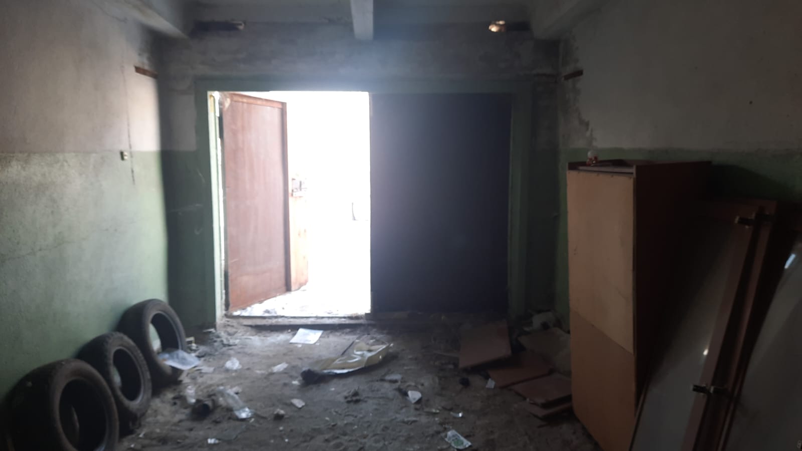 Нежилое помещение общей площадью 19,2 кв.м с кадастровым номером  66:61:0000000:3262, расположенного по адресу: Свердловская область, г. Серов, ул. Некрасова, д.  27, ГСК № 85, бокс № 7
