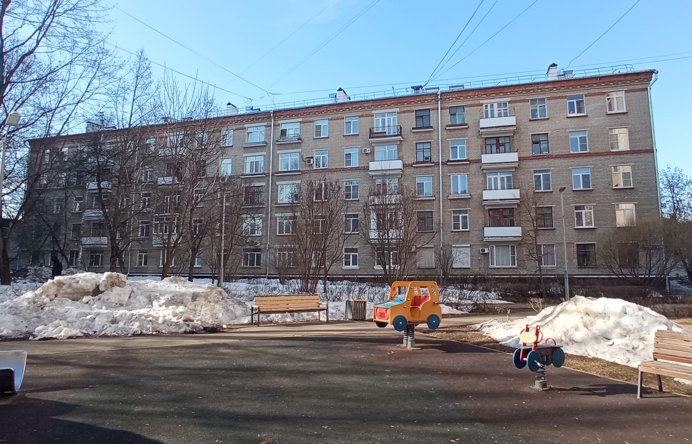 Продажа имущества, находящегося в собственности города Москвы: жилое помещение по адресу: г. Москва, ул. Пырьева, д. 5, корп. 2Б, кв. 28, общей площадью 55 кв. м. (Этаж № 5), кадастровый номер: 77:07:0006004:11329
