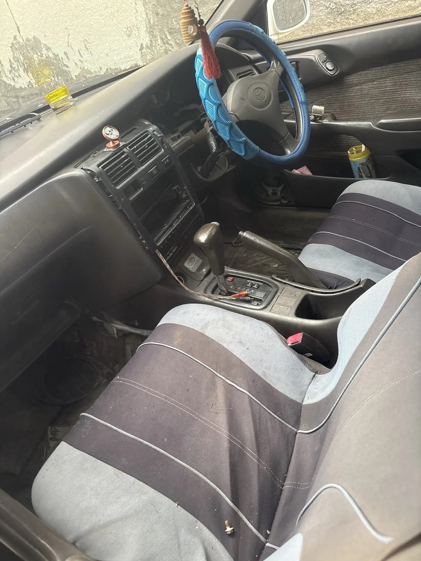 Автомобиль Тойота Корона, г/н С936ХВ24, 1992г.в., № кузова АТ1904005508, комплектность и состояние не проверялась данное имущество обращено в доход государства.Находится в г. Красноярск