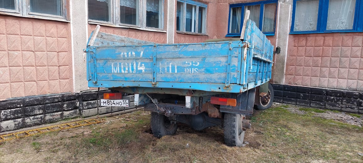 ГАЗ 5312, бортовой грузовой, VIN XTН531200N1409863, модель и № двигателя 511-190484, № шасси (рамы) 1409863, гос. номер 55 М 804 НО 55, 1992 года выпуска.