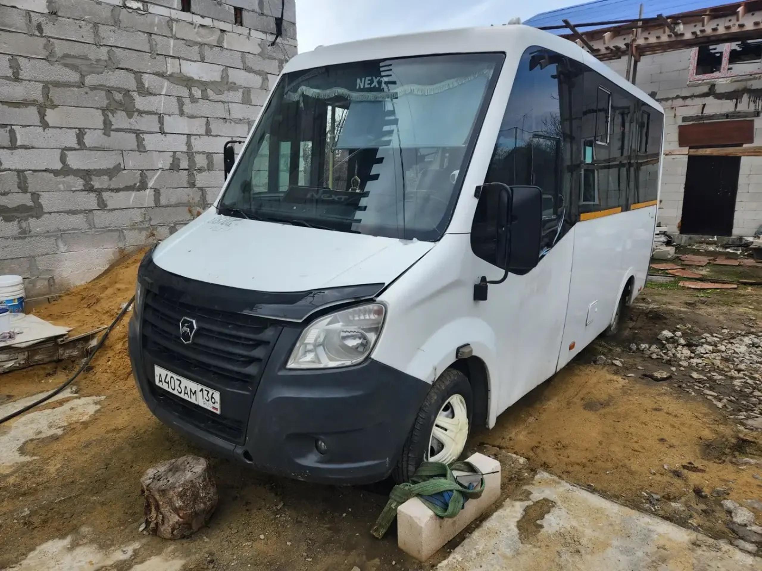 Автобус длиной от 5 и до 8 м. ГАЗ A64R42