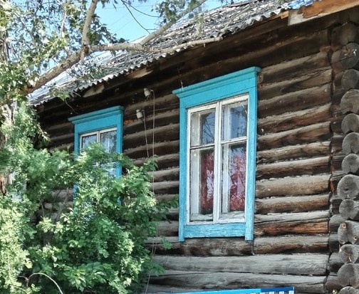 Лот № 3: - Нежилое помещение площадью 40,6 кв. м. с земельным участком по адресу: Курганская область, Куртамышский район, г. Куртамыш, ул. Зауральская, д. 10, пом. 2
