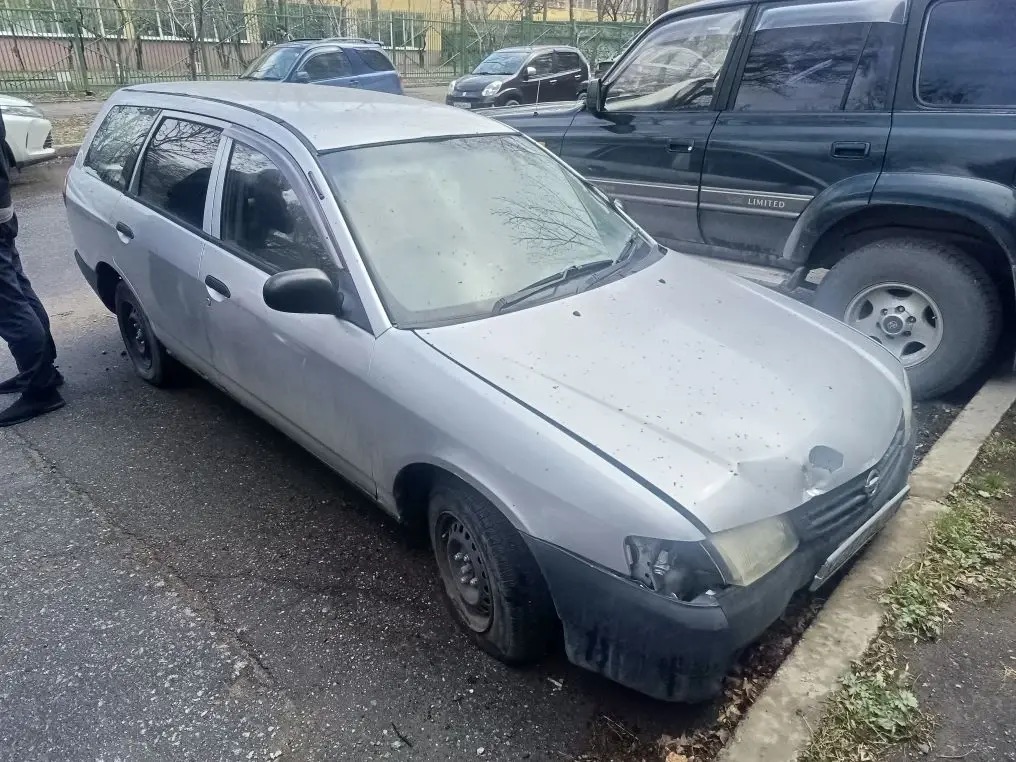 Автомобиль марки Nissan AD, г/н X237TX27 ,2000 г.в., № кузова VFY11020585