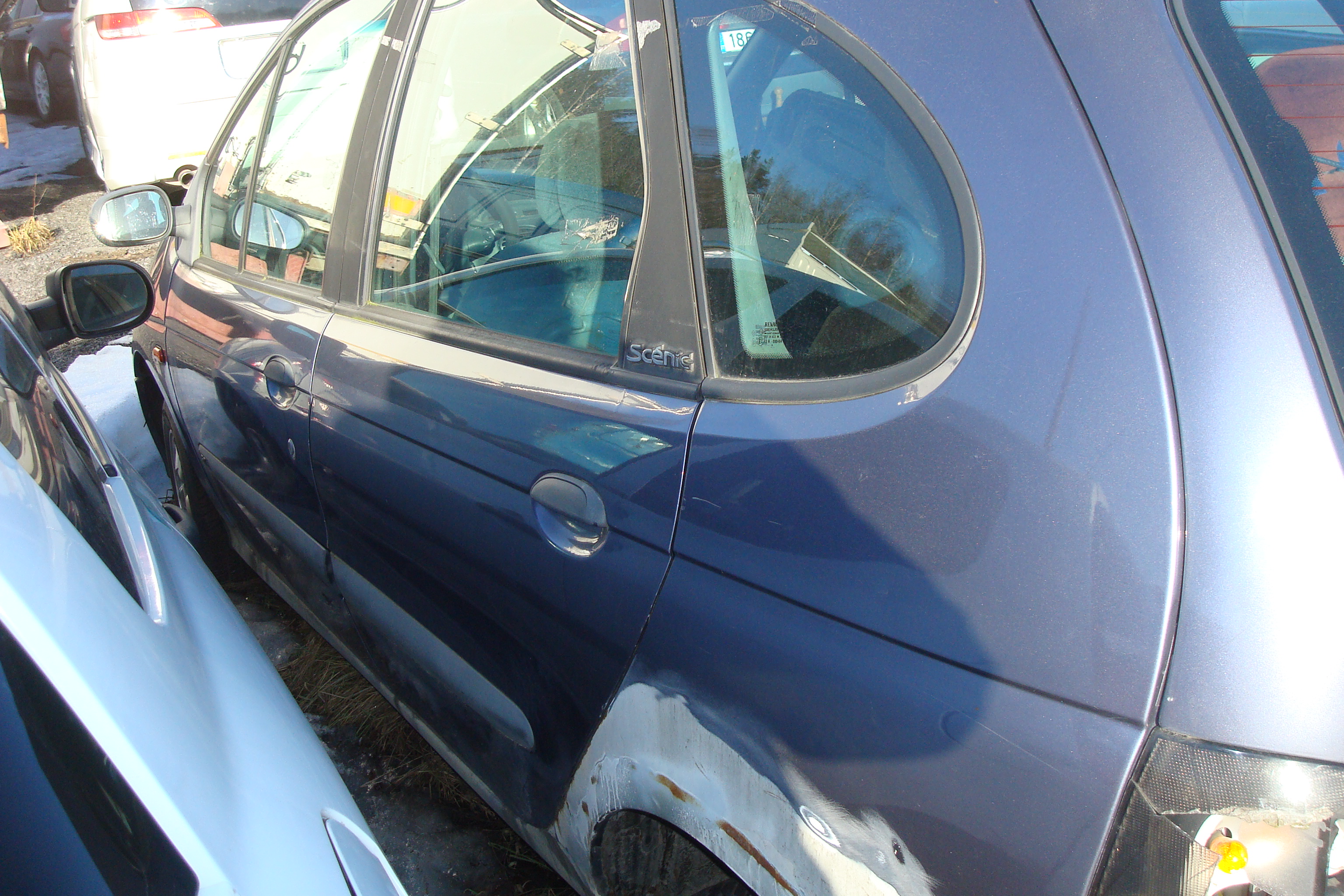 Автомобиль RENAULT MEGANE SCENIC (годные остатки)