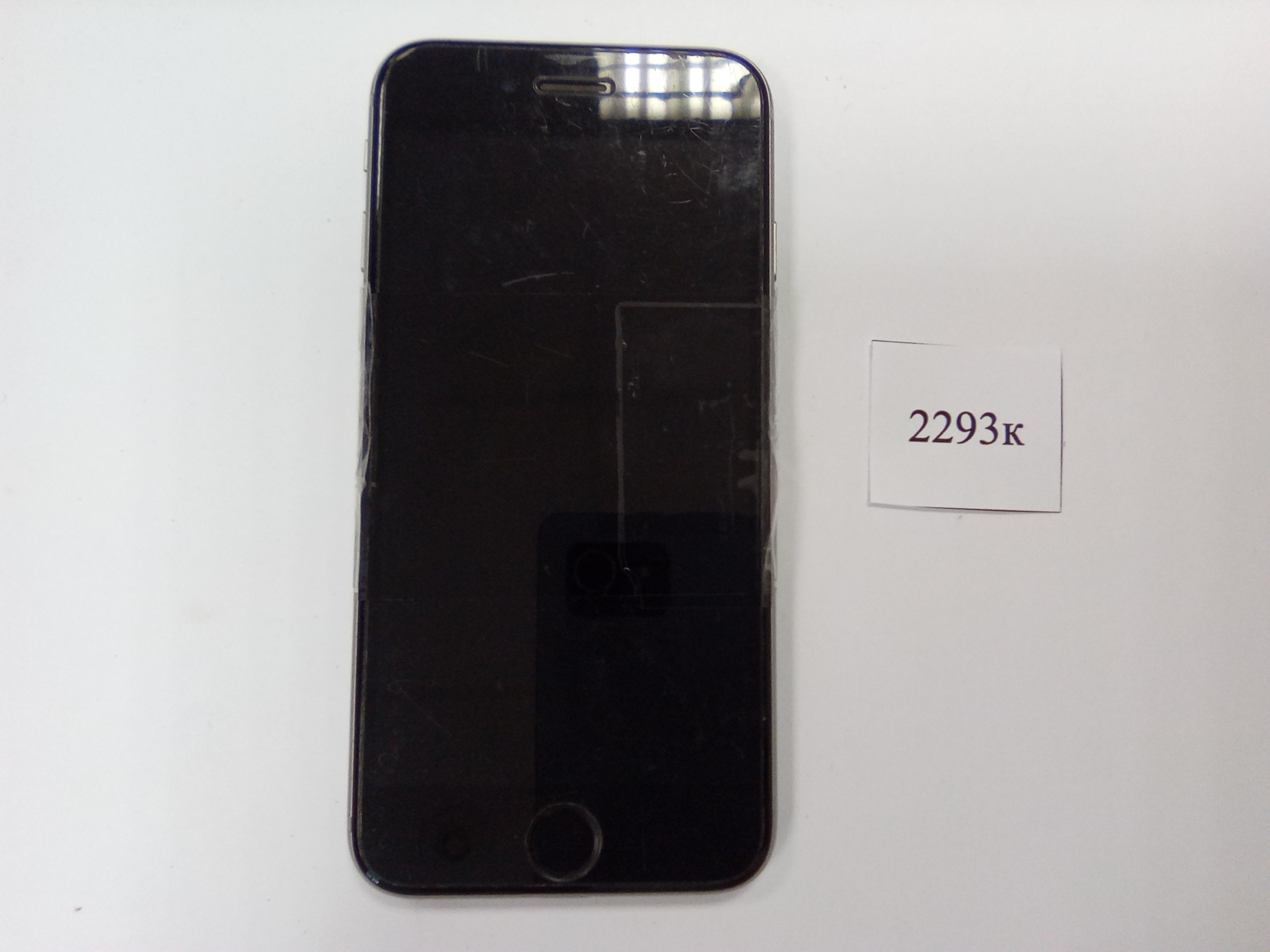 Сотовый телефон марки IPhone 6s