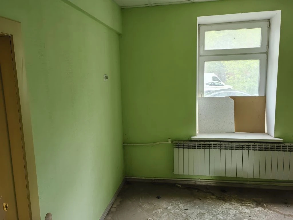 Лот № 1. Квартира площадью 78,1 кв. м, кадастровый номер 36:04:0102038:377, расположенная по адресу: Воронежская область, г. Борисоглебск, ул. Третьяковская, д. 37 кв. 22 – принадлежащая Корнееву Е.Г.