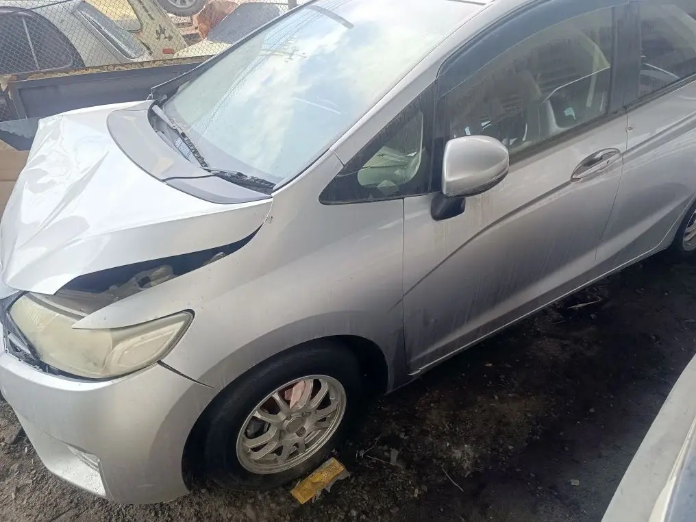 Автомобиль марки Honda Fit, г/н P499EE27 ,2017 г.в., № кузова GK33320645 , цвет серый