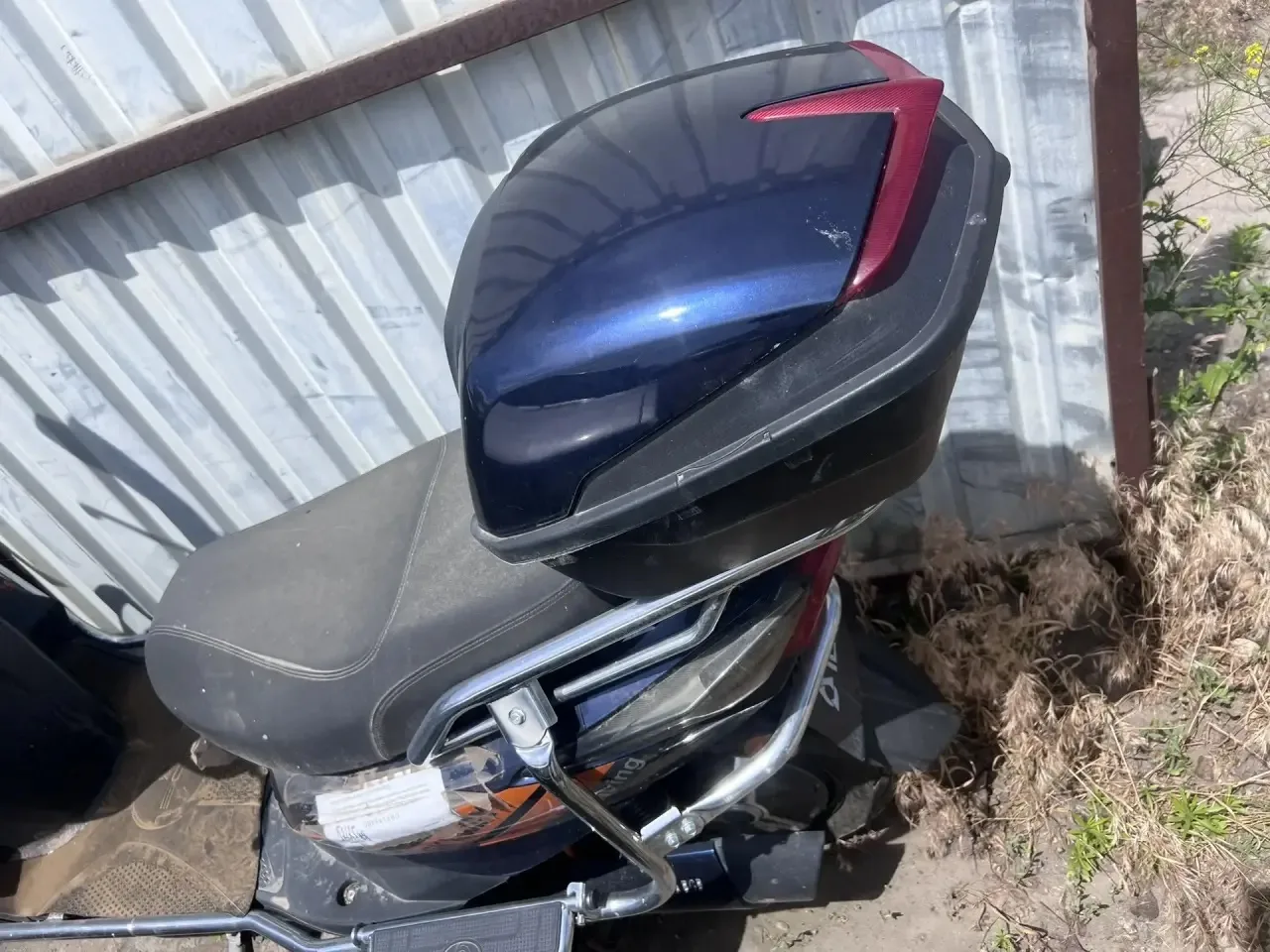 Электроскутер BGB Sky Way Racing, № кузова LX7TJFT75R1077852 (ключи). 1 шт.